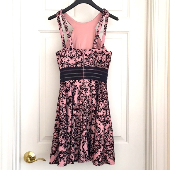 City Studio Women's Dress Size 3 (Junior) Pink Fit &Flare Holter Neck Sleeveless - Picture 4 of 9